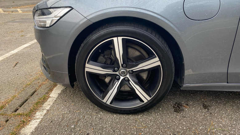 Volvo S90 2.0 T8 [390] Hybrid R DESIGN Pro 4dr AWD Gtron Saloon